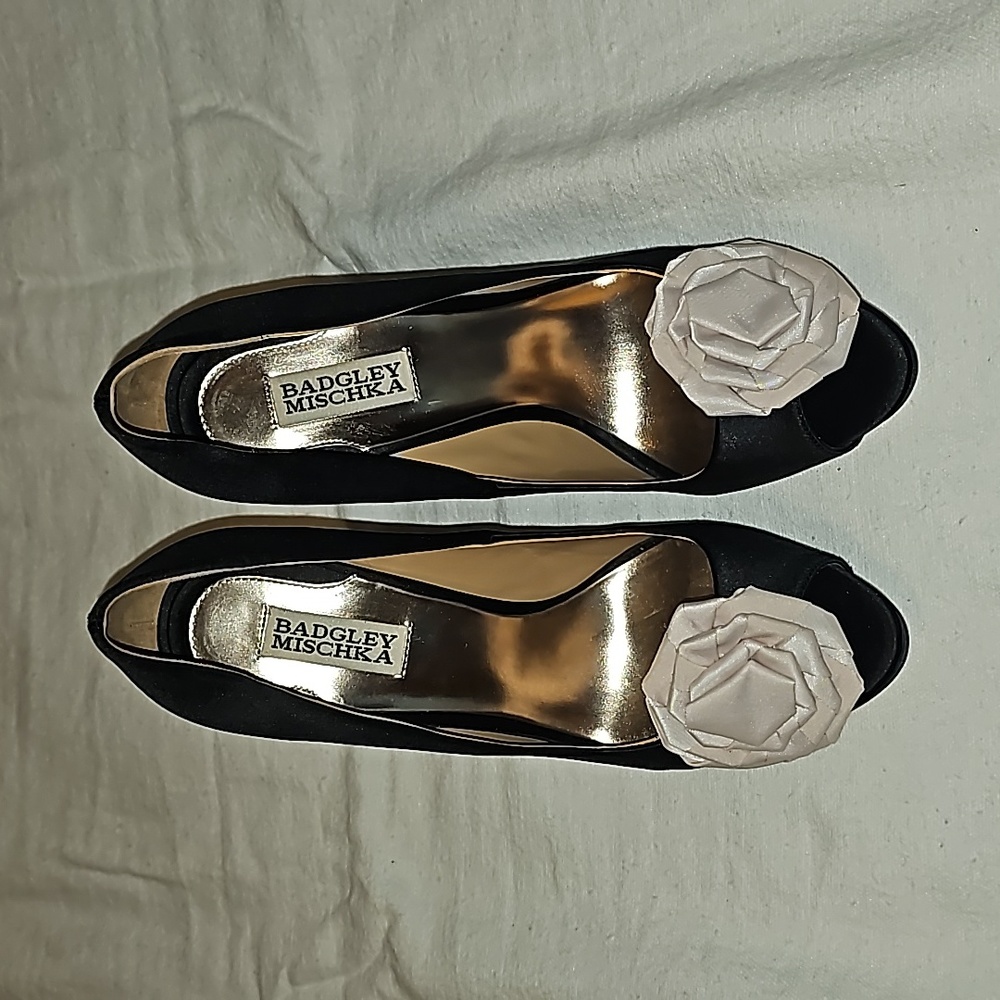 Badgley Mischka Black Heels